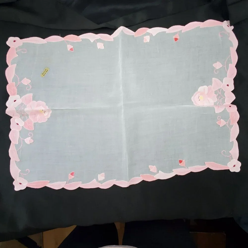VTG 4 Hand Applique Embroidered Organdy Linen Placemats Pink White By Brode Main